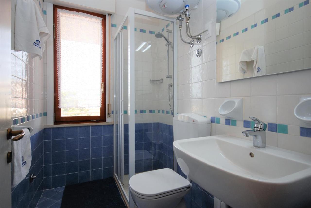 Residenza Gardenia Apartment Lignano Sabbiadoro Bagian luar foto
