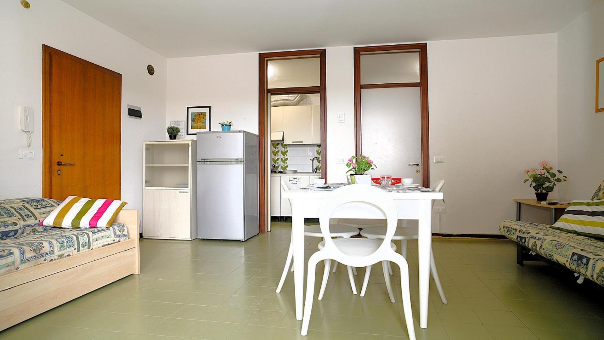 Residenza Gardenia Apartment Lignano Sabbiadoro Bagian luar foto